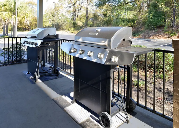 Candlewood Charleston-northwoods By Ihg North Charleston