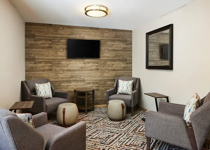 Candlewood Charleston-northwoods By Ihg North Charleston