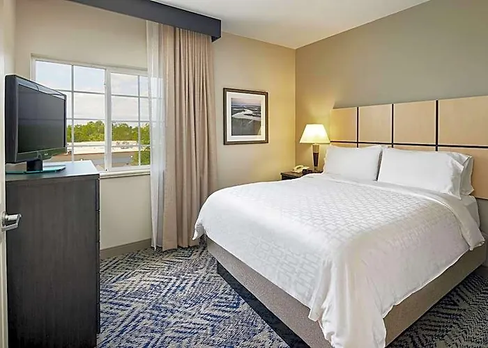 Candlewood Charleston-northwoods By Ihg 3* North Charleston