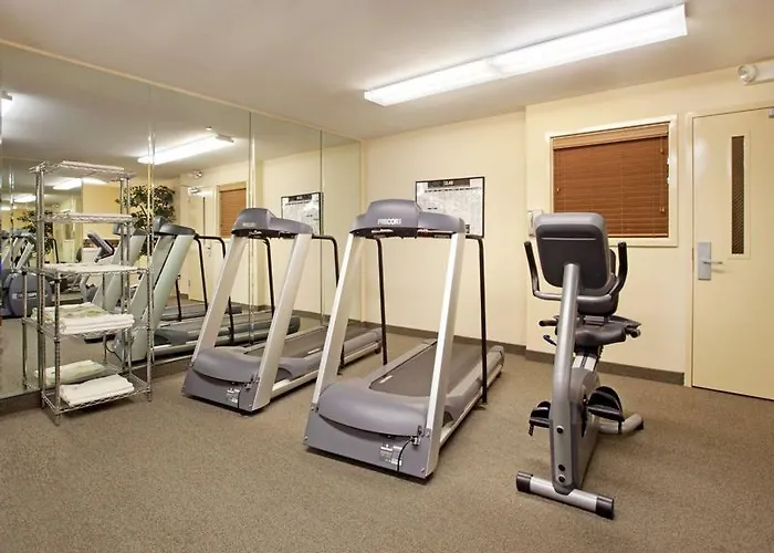 Hotel Candlewood Charleston-northwoods By Ihg 3*