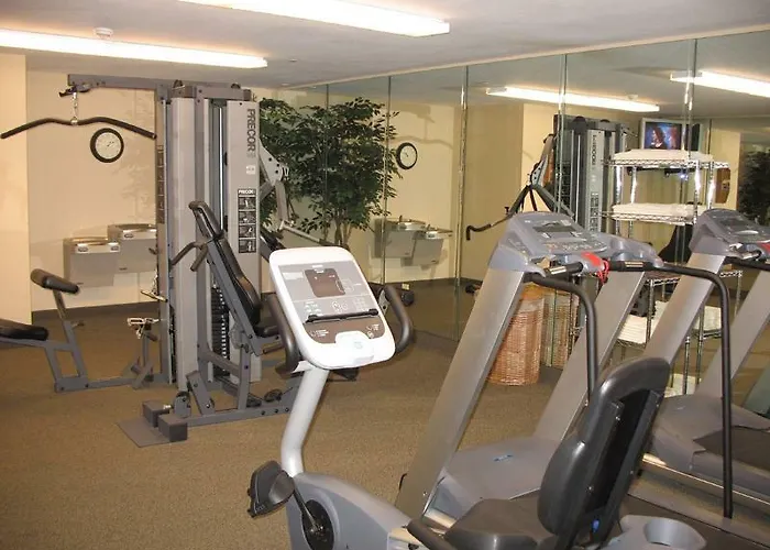 Candlewood Charleston-northwoods By Ihg Hotel 3*