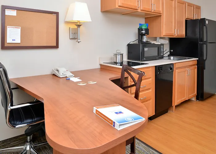 Candlewood Charleston-northwoods By Ihg Hotel 3*