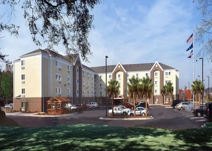 Candlewood Charleston-northwoods By Ihg Hotel