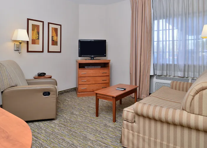 Candlewood Charleston-northwoods By Ihg Hotel North Charleston