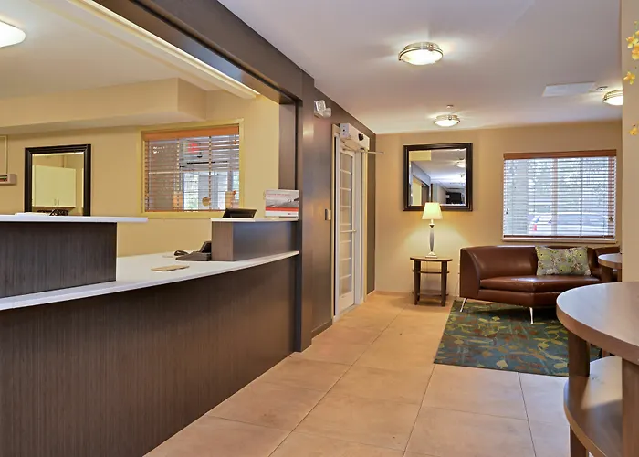 Hotel Candlewood Charleston-northwoods By Ihg